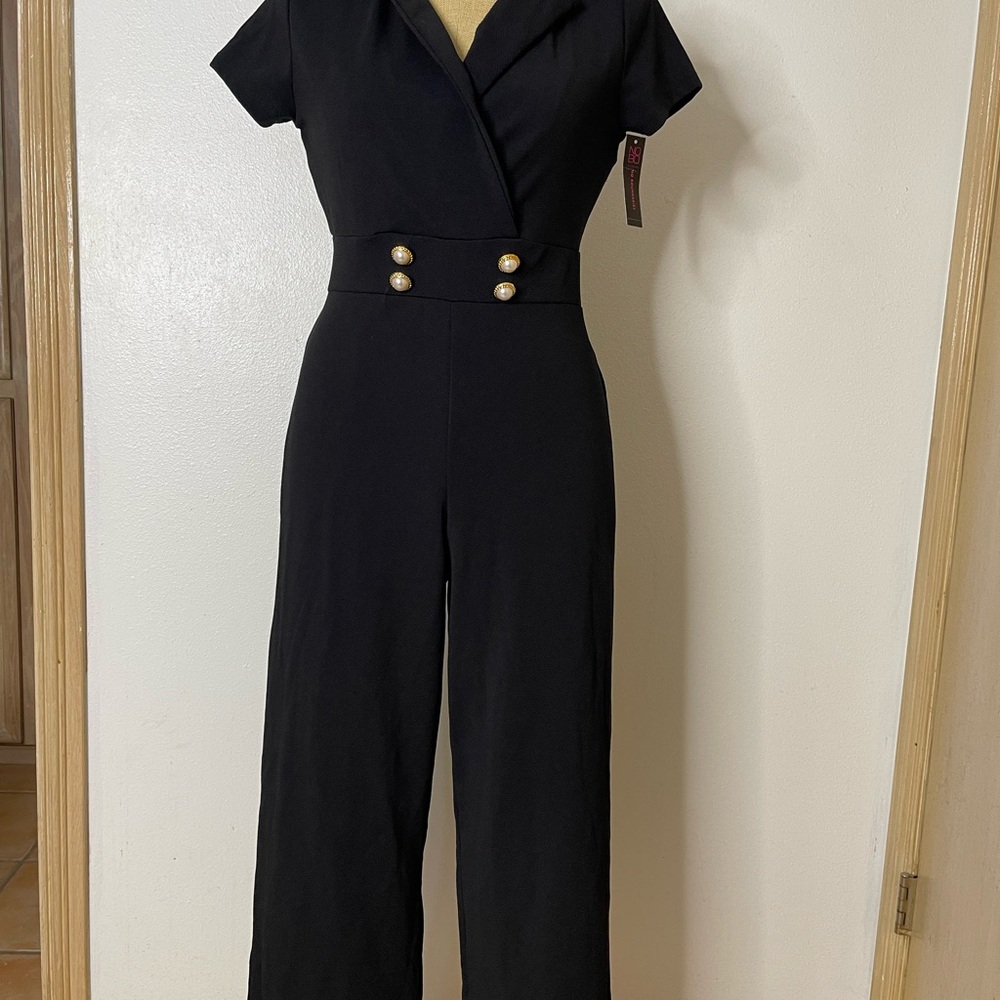 No Boundaries Black Short-Sleeve Wide-Leg Jumpsuit with Gold Buttons